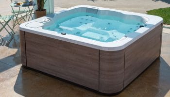 5 persoons jacuzzi