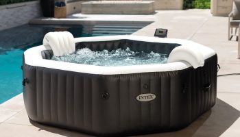 6 persoons jacuzzi