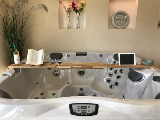 jacuzzi badplank zwembaden accessoires spas hot tub bubbelbad