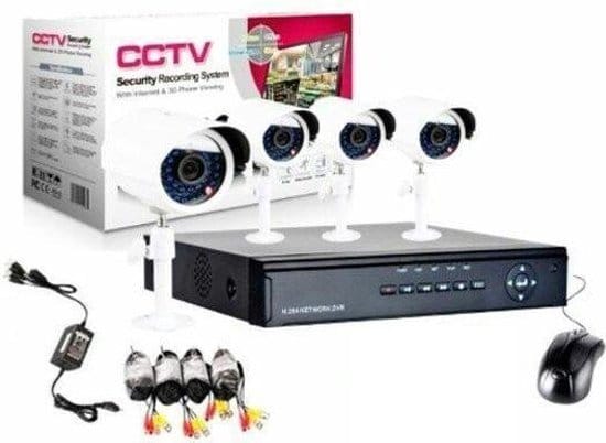 cctv dvr kit beveiligingscamera plug en play camerasysteem 4 cameras wit 1