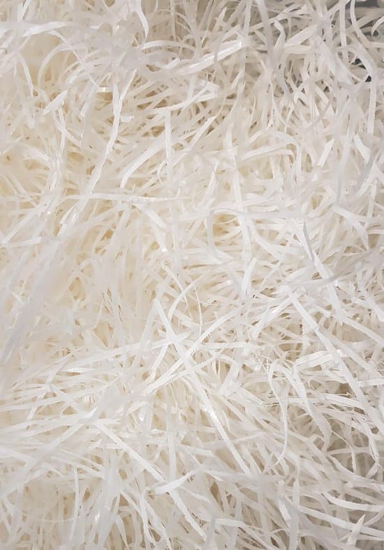 15kg papierwol wit opvulmateriaal kerstpakketen bodembedekking voor